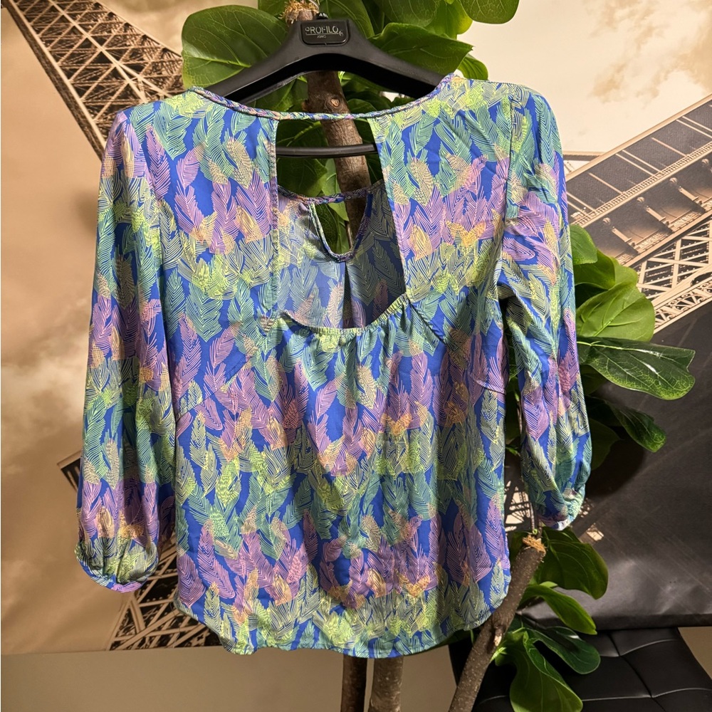 Beautiful multi colored top